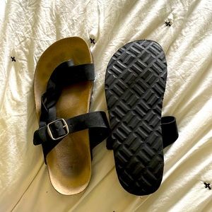 White Mountain sandals size 8